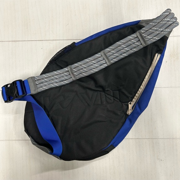 NWOT KAVU Paxton Pack in Wild River Blue/White Rope Sling Pack Backpack - Picture 5 of 7